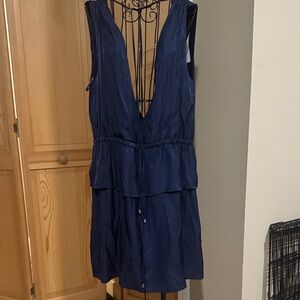 Elegant Navy Blue Sleeveless Dress